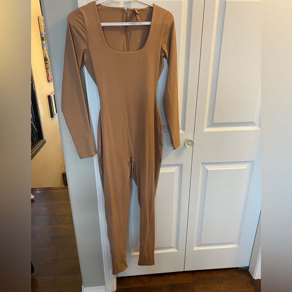 NWOT SKIMS all in one bodysuit